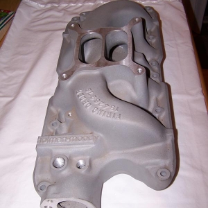 Holman Moody Intake manifold