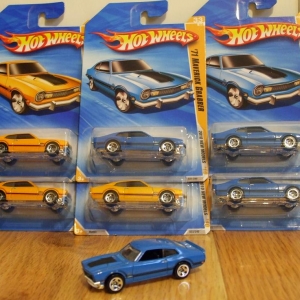 Hot Wheels Blue '71 Maverick Grabber