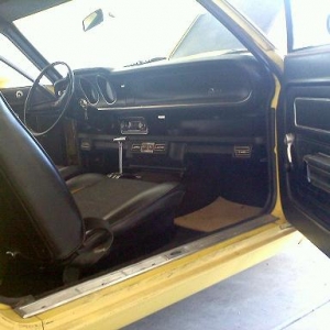 Cali 71 Grabber Interior