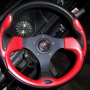 Grant Racing Evolution GT Steering Wheel