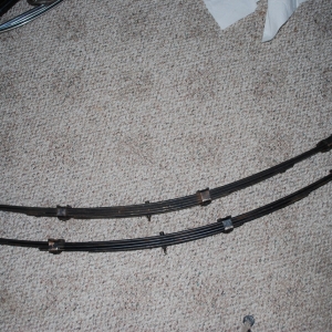 4 Leaf Springs 1