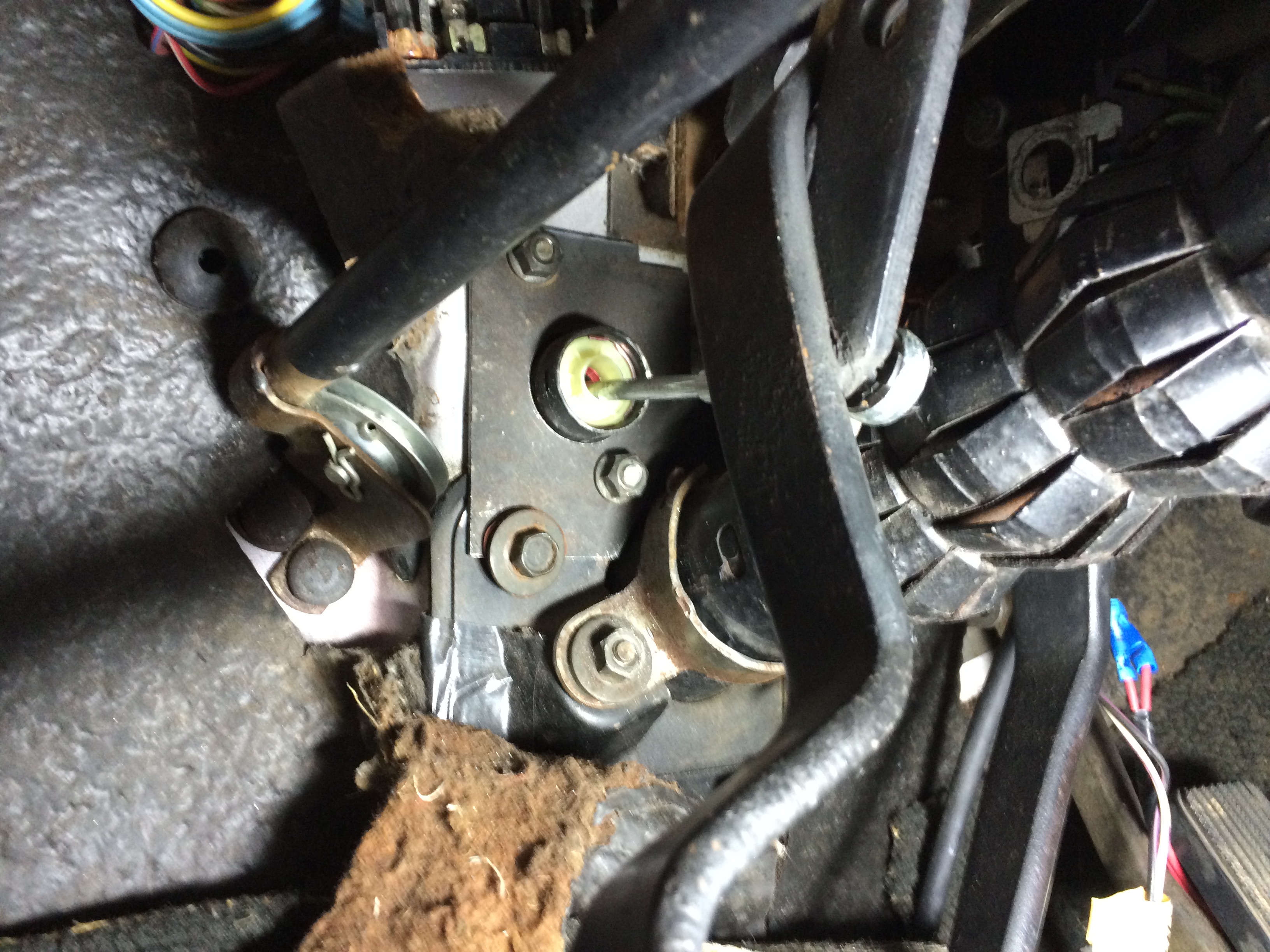 Cylinder installed thru origional clutch rod hole with firewall