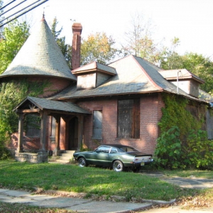 Cool Building In Bridgeton